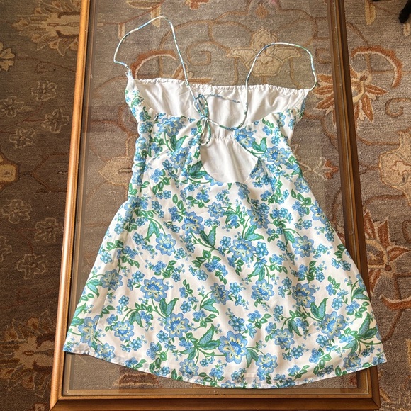 Beginning Boutique Dress - Picture 2 of 3